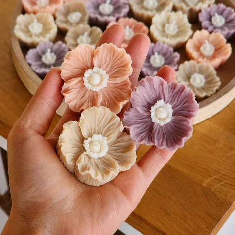 Vedini Poppy Flower With Base